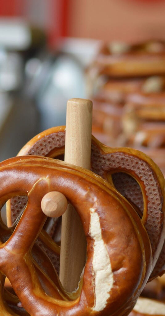 Bretzels vendus dans un marché